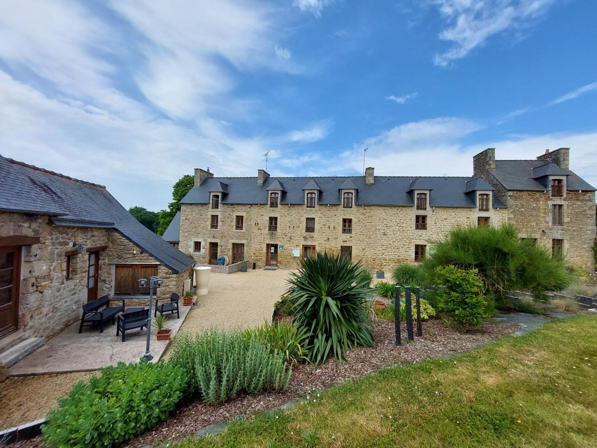 Chambres D'Hotes La Rompardais Pleven Exterior photo